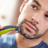 One Blade, Recorta, Modela y Afeita (2 peines recortadores extraibles) 4 Meses de Vida Util